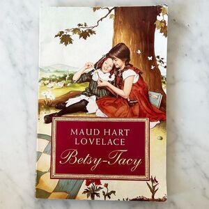 Betsy-Tacy Book 1 Paperback Maud Hart Lovelace Lois Lenski Very Good Condition